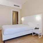 Boston باري